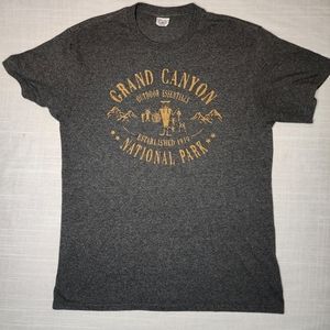 Grand Canyon Short Sleeve Graphic Tee Size  M